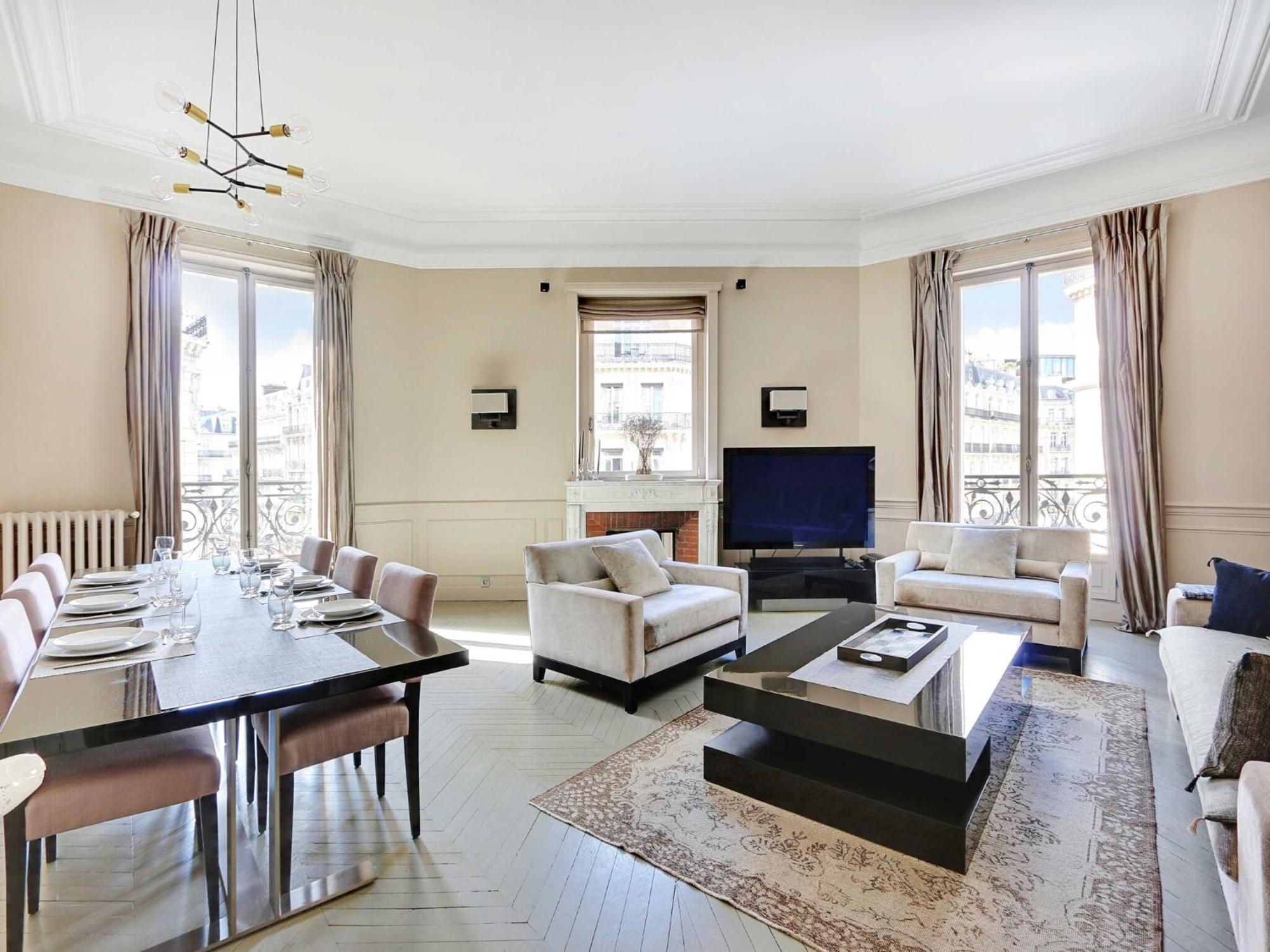 Elegant Aprt- 2bdr 4p Close To The Champs Elysees *